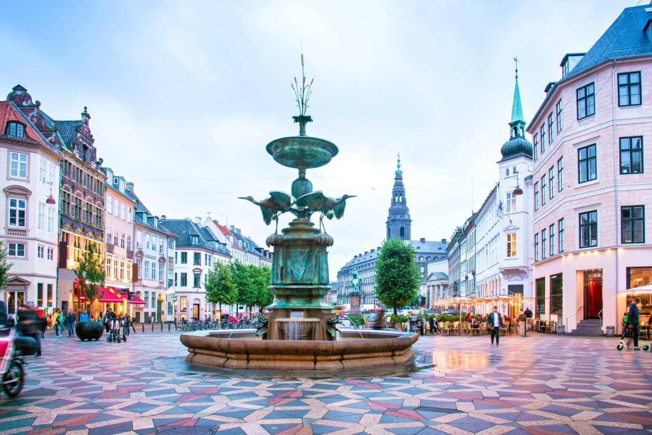 Lovely 3Br Manor Apartment 5 Min From Tivoli Gardens コペンハーゲン エクステリア 写真