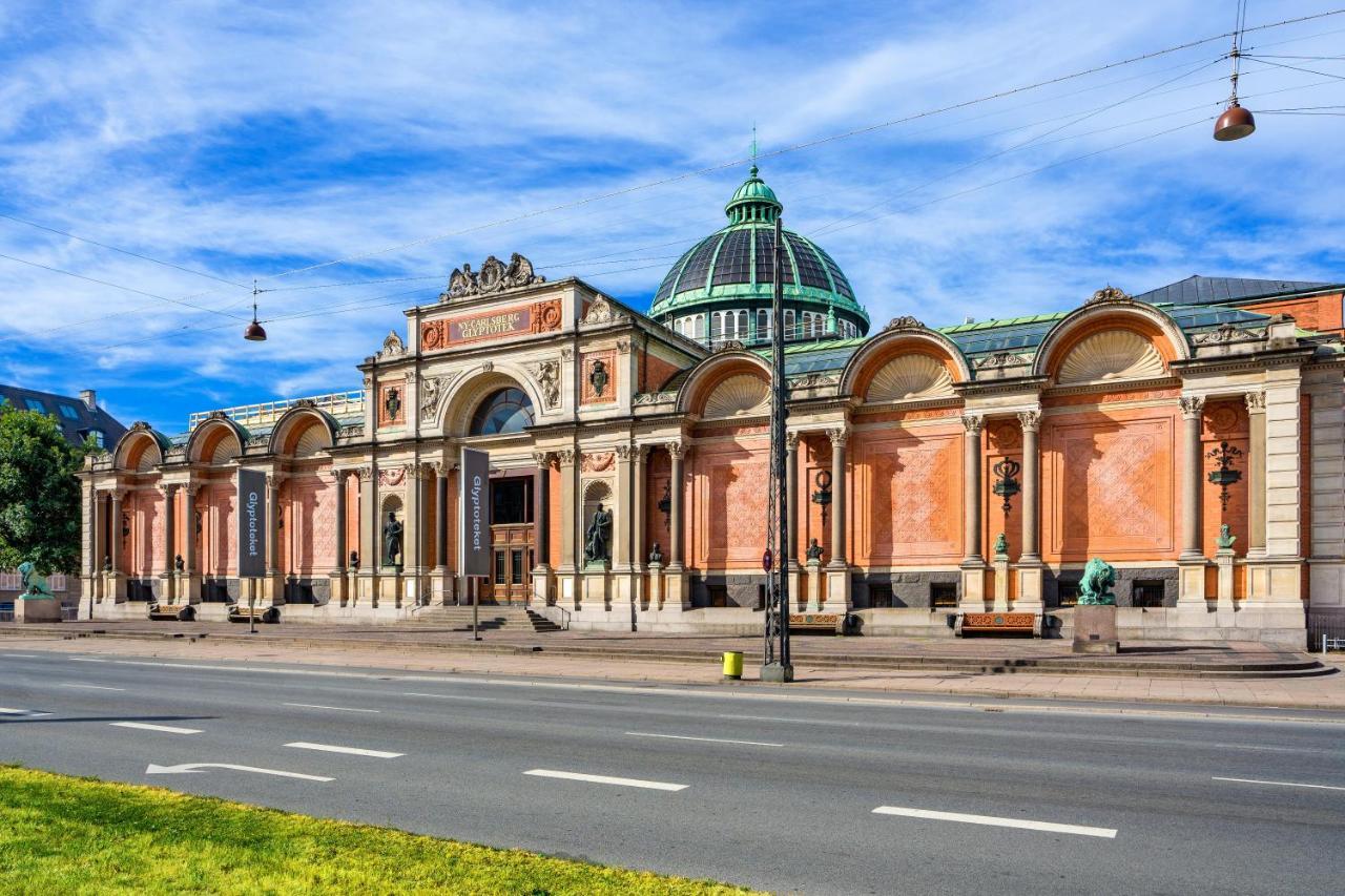 Lovely 3Br Manor Apartment 5 Min From Tivoli Gardens コペンハーゲン エクステリア 写真