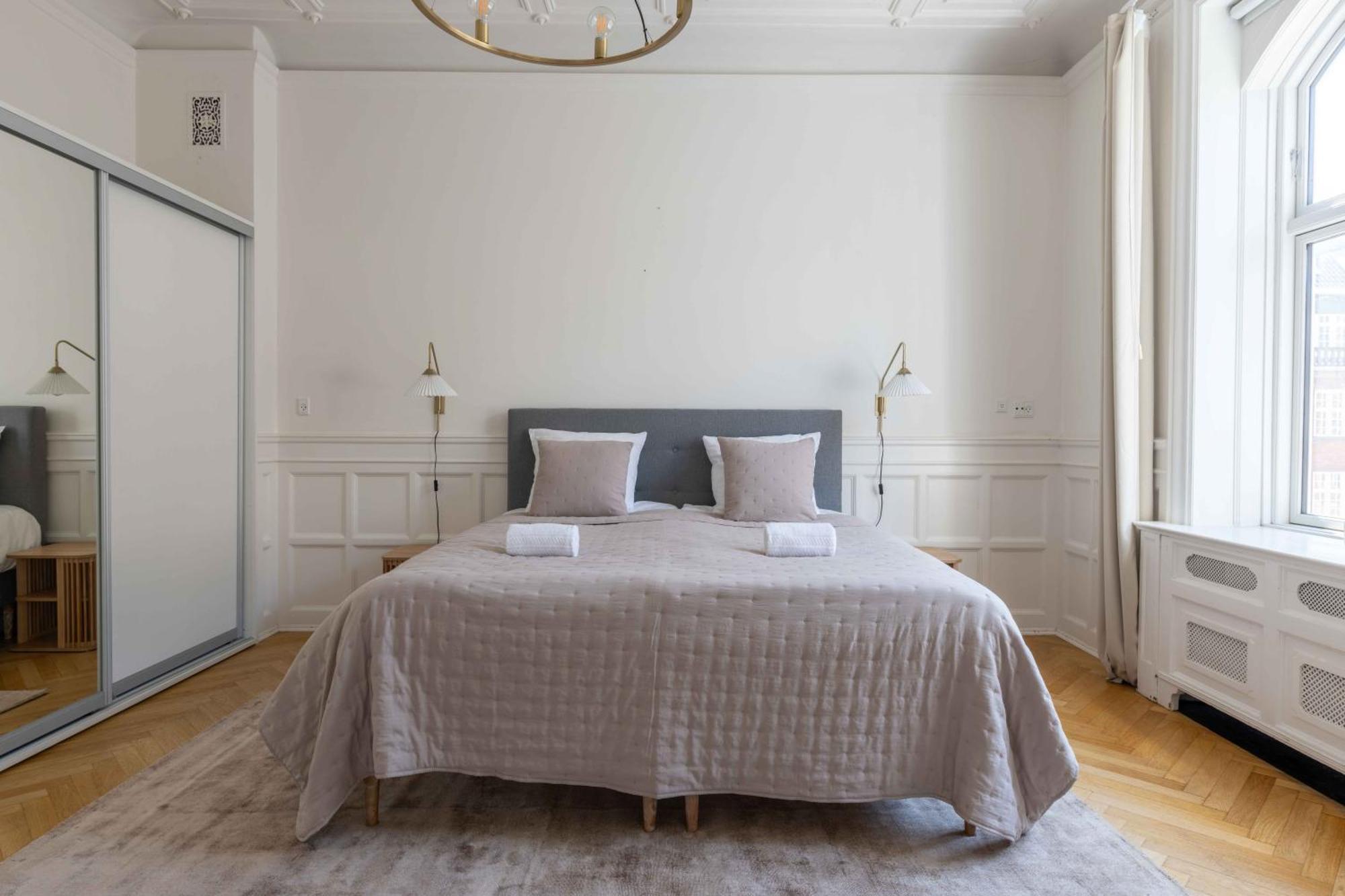 Lovely 3Br Manor Apartment 5 Min From Tivoli Gardens コペンハーゲン エクステリア 写真