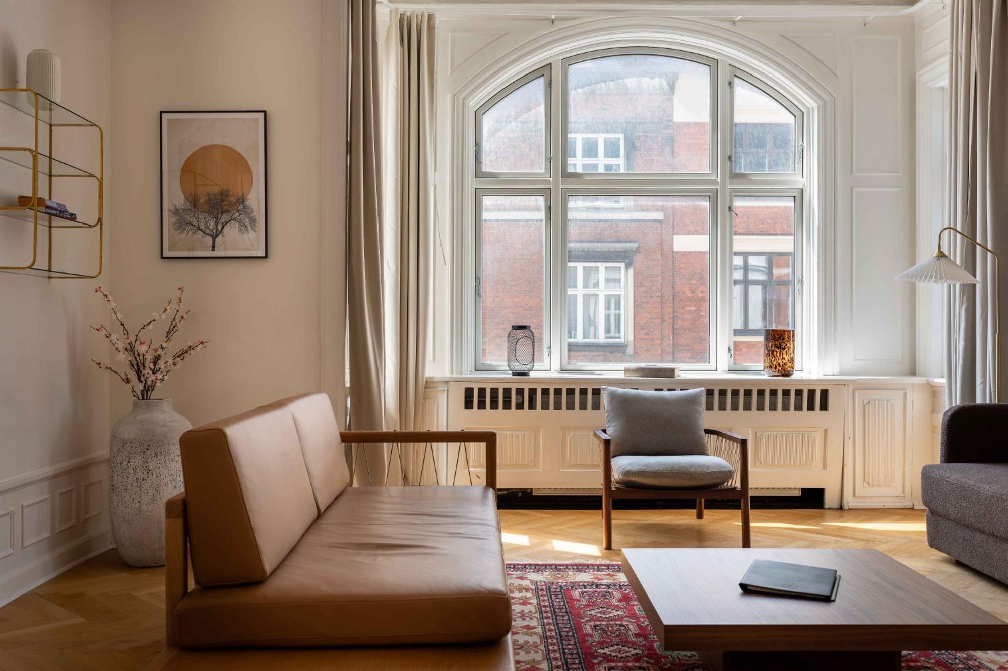 Lovely 3Br Manor Apartment 5 Min From Tivoli Gardens コペンハーゲン エクステリア 写真